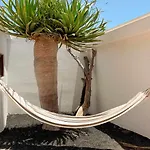 Preciosa Casa Cristian Y Maria Con Piscina Privada ティアス